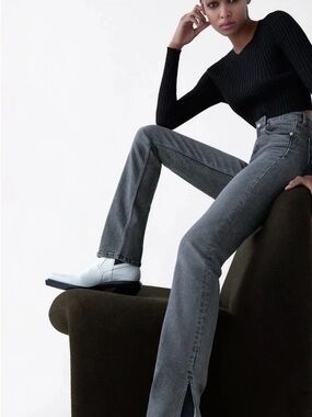 ZARA high rise Split Hem gray
Jeans